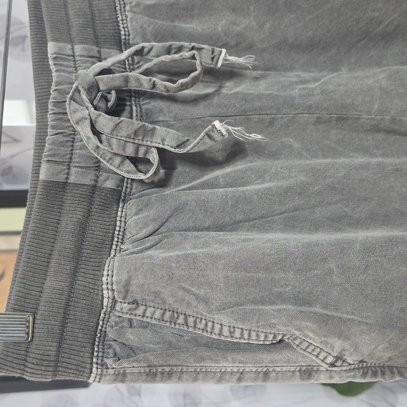 Aerie Essential Cargo Twill Jogger - Picture 10 of 11